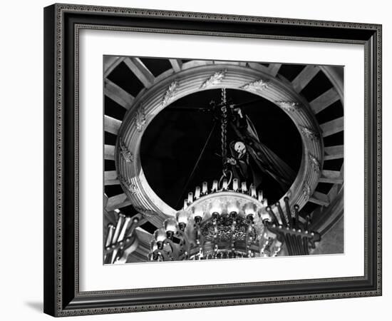 Phantom Of The Opera, Claude Rains, 1943, Chandelier-null-Framed Photo