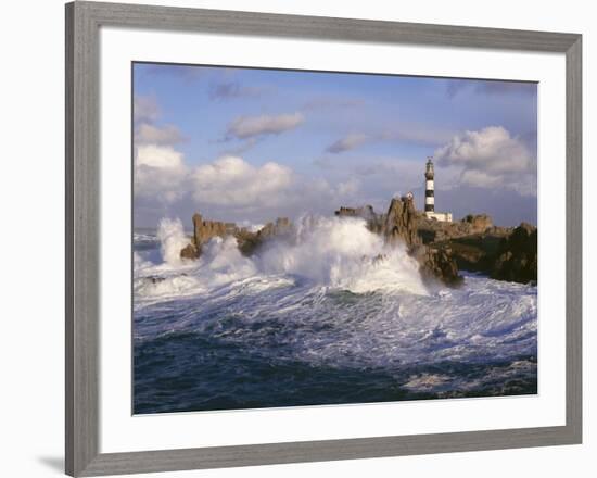 Phare du Creac'h-Jean Guichard-Framed Art Print