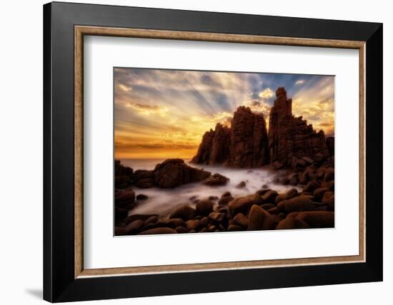 phillip-island-1-Lincoln Harrison-Framed Photo