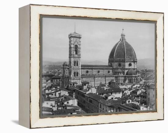 Photo Showing the Duomo Cathedral of Florence and Surrounding Area-null-Framed Premier Image Canvas