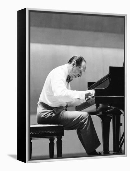 Pianist Vladimir Horowitz Rehearsing Before a Concert-Alfred Eisenstaedt-Framed Premier Image Canvas