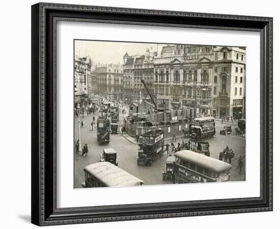 Piccadilly Circus 1928-null-Framed Photographic Print