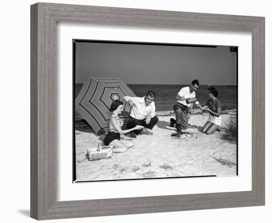 Picnic on the Beach-Bettmann-Framed Photographic Print