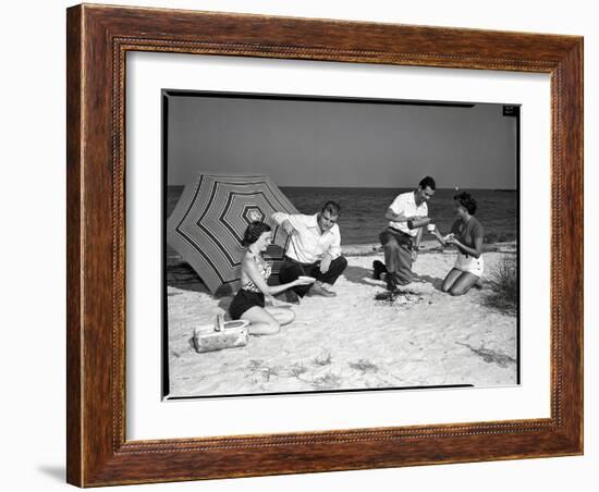 Picnic on the Beach-Bettmann-Framed Photographic Print