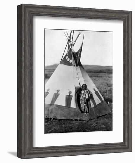 Piegan Girl, 1910-Edward S. Curtis-Framed Giclee Print