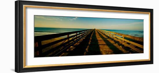 Pier in the Pacific Ocean, Cayucos Pier, Cayucos, California, Usa-null-Framed Photographic Print