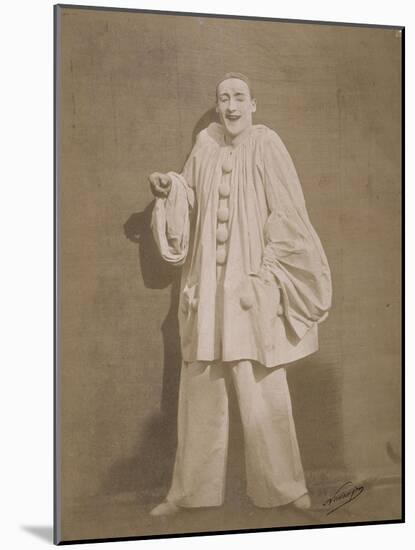 Pierrot riant-Gaspard Félix Tournachon-Mounted Giclee Print