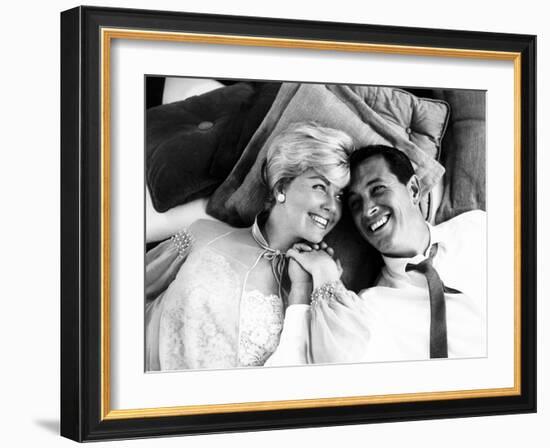 Pillow Talk, Doris Day, Rock Hudson, 1959-null-Framed Photo