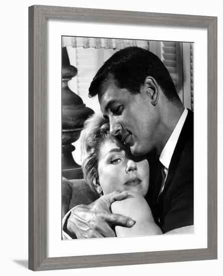 Pillow Talk, Doris Day, Rock Hudson, 1959-null-Framed Photo