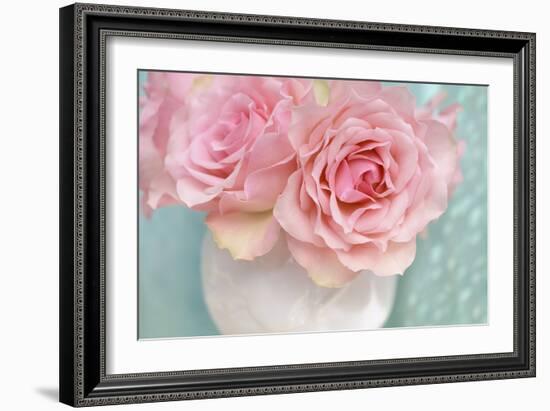 Pink Rose Bouquet-Cora Niele-Framed Photographic Print