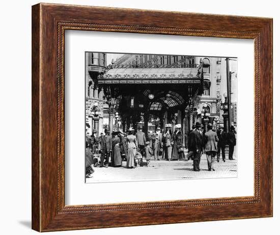 Pioneer Square and Pergola Crowds - Seattle, WA-Lantern Press-Framed Art Print