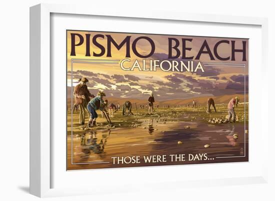 Pismo Beach, California - Clam Diggers-Lantern Press-Framed Art Print