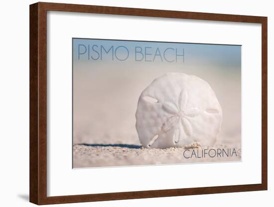 Pismo Beach, California - Sand Dollar and Beach-Lantern Press-Framed Art Print