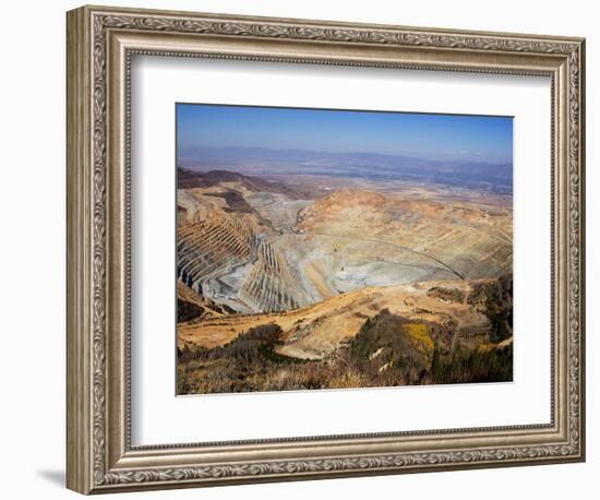 Pit Mine of Kennecott Copper, Oquirrh Mountains, Utah, USA-Scott T. Smith-Framed Photographic Print