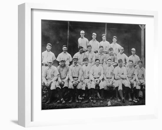 Pittsburgh Pirates Team, Baseball Photo No.1 - Pittsburgh, PA-Lantern Press-Framed Art Print