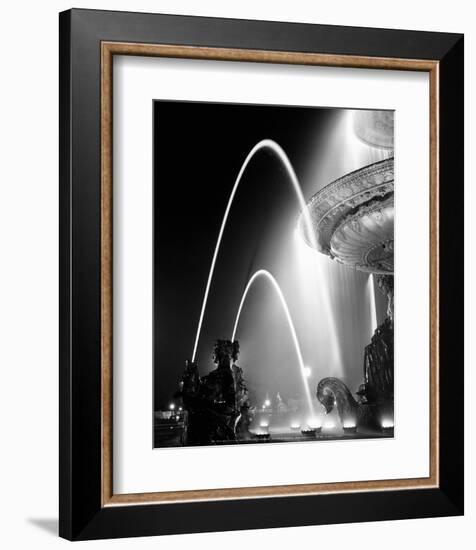 Place de la Concorde 1949-Izis-Framed Art Print