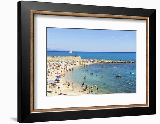 Plage de la Gravette, Antibes, Alpes Maritimes, Cote d'Azur, Provence, France, Mediterranean, Europ-Fraser Hall-Framed Photographic Print