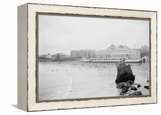 Plage-null-Framed Premier Image Canvas