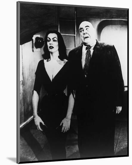 Plan 9 from Outer Space (1959)-null-Mounted Photo