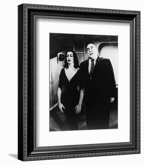 Plan 9 from Outer Space (1959)-null-Framed Photo