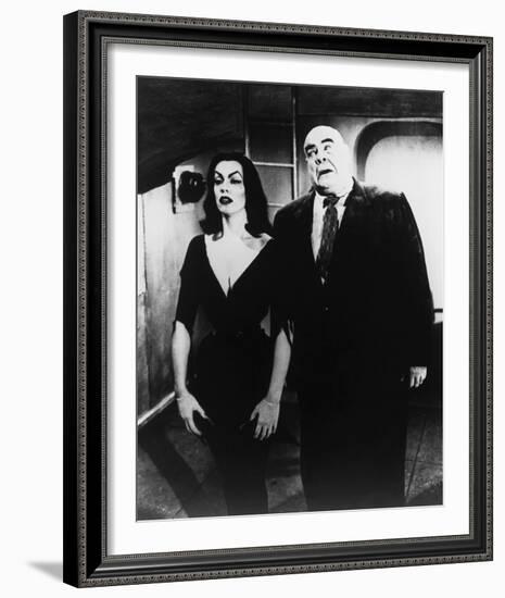 Plan 9 from Outer Space (1959)-null-Framed Photo