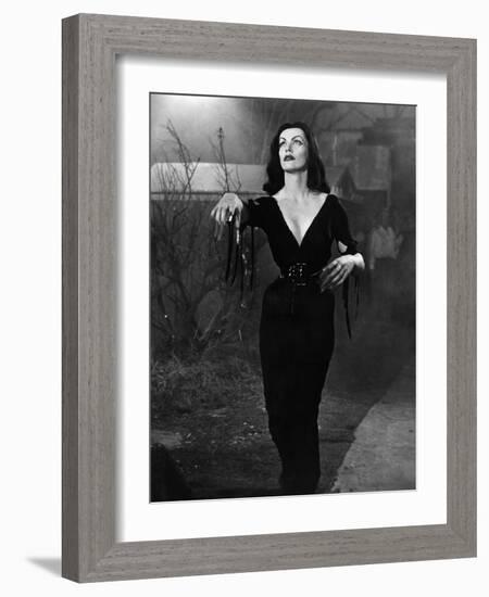 Plan 9 From Outer Space, Vampira, 1959-null-Framed Photo