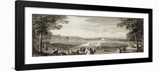 Planche 78: vue des parterres et du canal du château de Sceaux en 1736 ("diverses vues du château-Jacques Rigaud-Framed Giclee Print