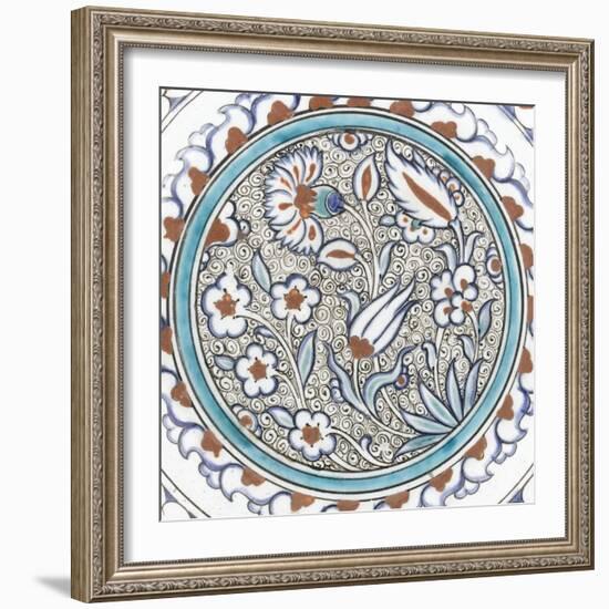 Plat à décor de fleurs et médaillon-null-Framed Giclee Print