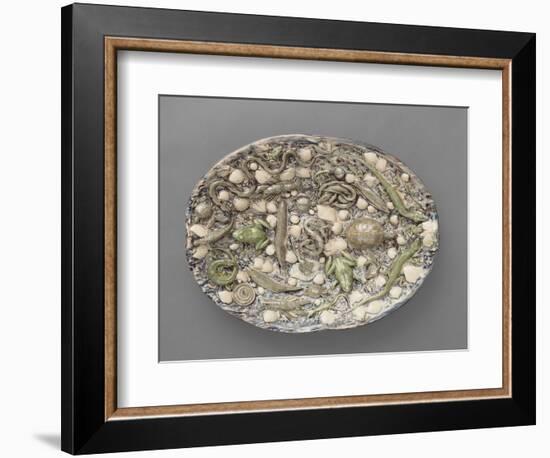 Plat ovaà bord ondulé, couleuvres, tortue, lézards, grenouil, poissons, étrilet coquillages-Bernard Palissy-Framed Giclee Print