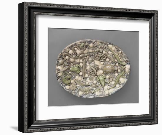 Plat ovaà bord ondulé, couleuvres, tortue, lézards, grenouil, poissons, étrilet coquillages-Bernard Palissy-Framed Giclee Print