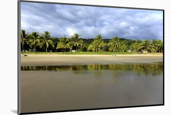 Playa Coyote Beach.-Stefano Amantini-Mounted Photographic Print