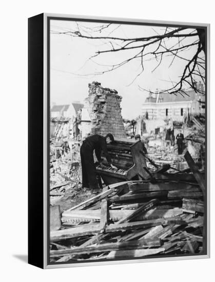 Playing a Piano Amid the Destruction - the Blitz-Robert Hunt-Framed Premier Image Canvas