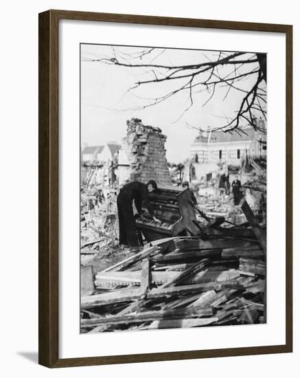 Playing a Piano Amid the Destruction - the Blitz-Robert Hunt-Framed Photographic Print