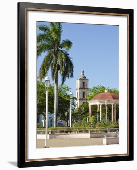 Plaza Mayor in Remedios, Cuba, West Indies, Central America-Michael DeFreitas-Framed Photographic Print