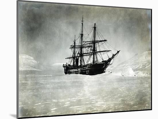 Polar Ship "America", Christmas Night, 1901-Science Source-Mounted Giclee Print