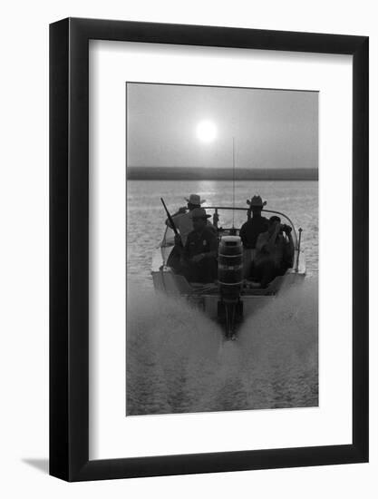 Police Patroling the Waters Between Mexico and the Texas, Us Looking for Marijuana Smugglers-Co Rentmeester-Framed Photographic Print