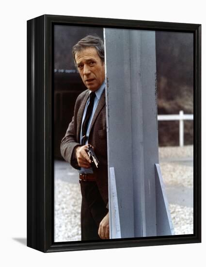 POLICE PYTHON, 1976 directed by ALAIN CORNEAU Yves Montand (photo)-null-Framed Stretched Canvas