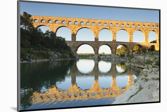 Pont Du Gard, Roman Aqueduct, River Gard, Languedoc-Roussillon, France-Markus Lange-Mounted Photographic Print