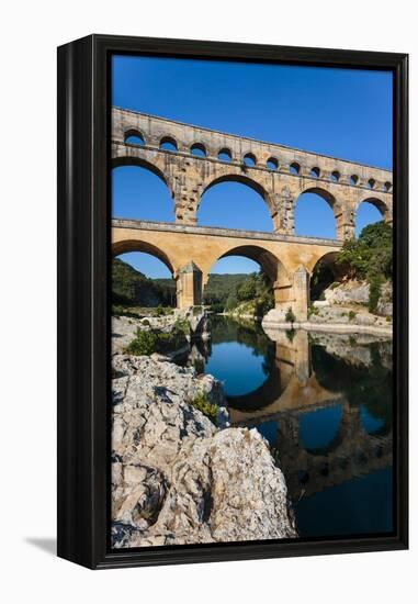 Pont du Gard, Vers Pont-du-Gard, Gard Department, Languedoc-Roussillon, France. Roman aqueduct c...-null-Framed Premier Image Canvas