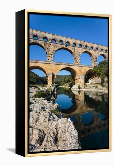 Pont du Gard, Vers Pont-du-Gard, Gard Department, Languedoc-Roussillon, France. Roman aqueduct c...-null-Framed Premier Image Canvas