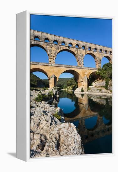 Pont du Gard, Vers Pont-du-Gard, Gard Department, Languedoc-Roussillon, France. Roman aqueduct c...-null-Framed Premier Image Canvas