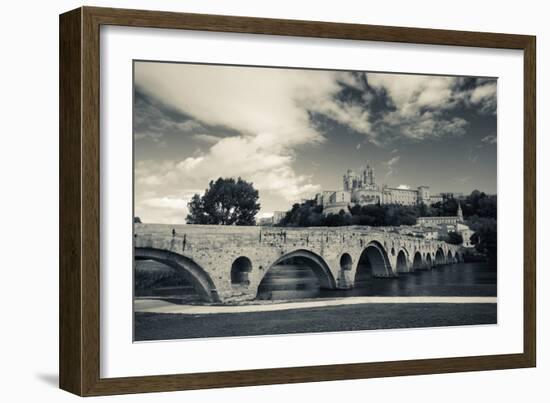 Pont Vieux Bridge with Cathedrale Saint-Nazaire in the Background, Beziers, Herault-null-Framed Photographic Print