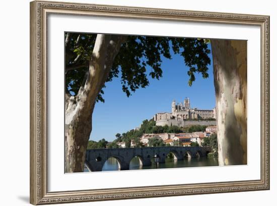 Pont Vieux over the River Orb with St. Nazaire Cathedral in Beziers, Languedoc-Roussillon, France-Martin Child-Framed Photographic Print