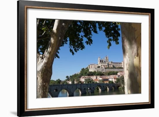 Pont Vieux over the River Orb with St. Nazaire Cathedral in Beziers, Languedoc-Roussillon, France-Martin Child-Framed Photographic Print