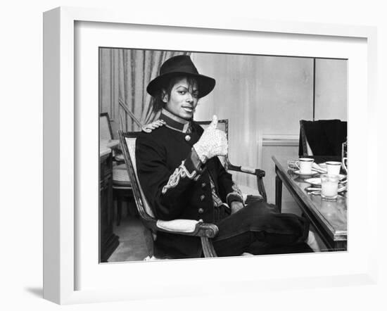 Pop Star Michael Jackson in His Hotel Room Prior to Party for Him at the Museum of Natural History-David Mcgough-Framed Premium Photographic Print