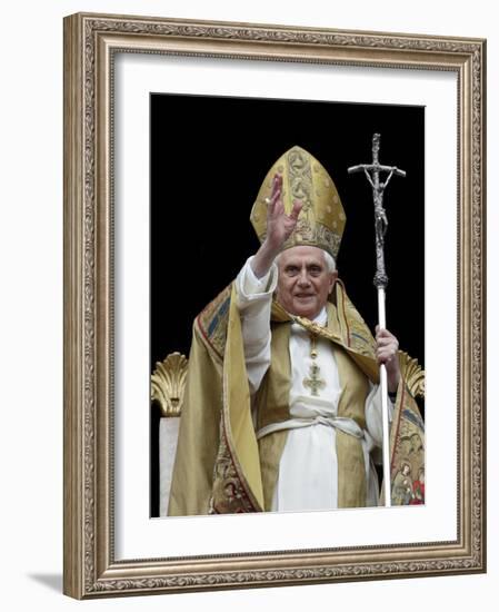 Pope Benedict Xvi Delivers His ''Urbi Et Orbi'' Message-null-Framed Photographic Print