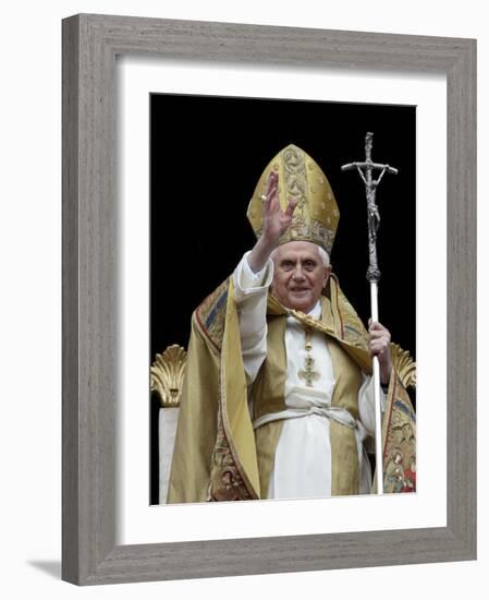 Pope Benedict Xvi Delivers His ''Urbi Et Orbi'' Message-null-Framed Photographic Print