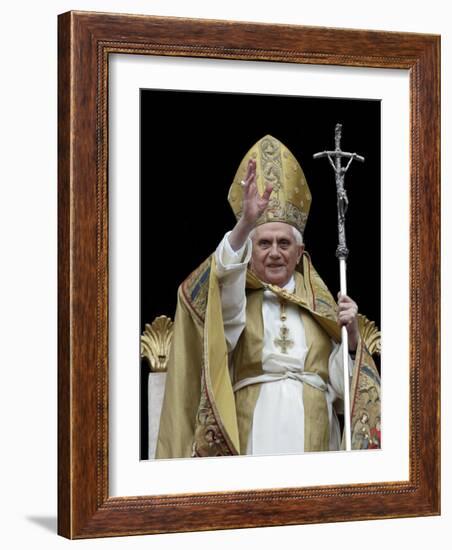 Pope Benedict Xvi Delivers His ''Urbi Et Orbi'' Message-null-Framed Photographic Print