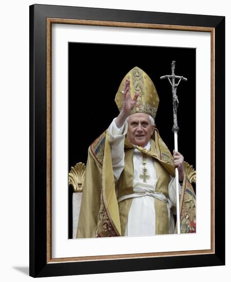 Pope Benedict Xvi Delivers His ''Urbi Et Orbi'' Message-null-Framed Photographic Print