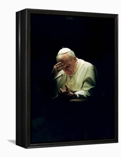 Pope John Paul II Reading a Prayer-null-Framed Premier Image Canvas